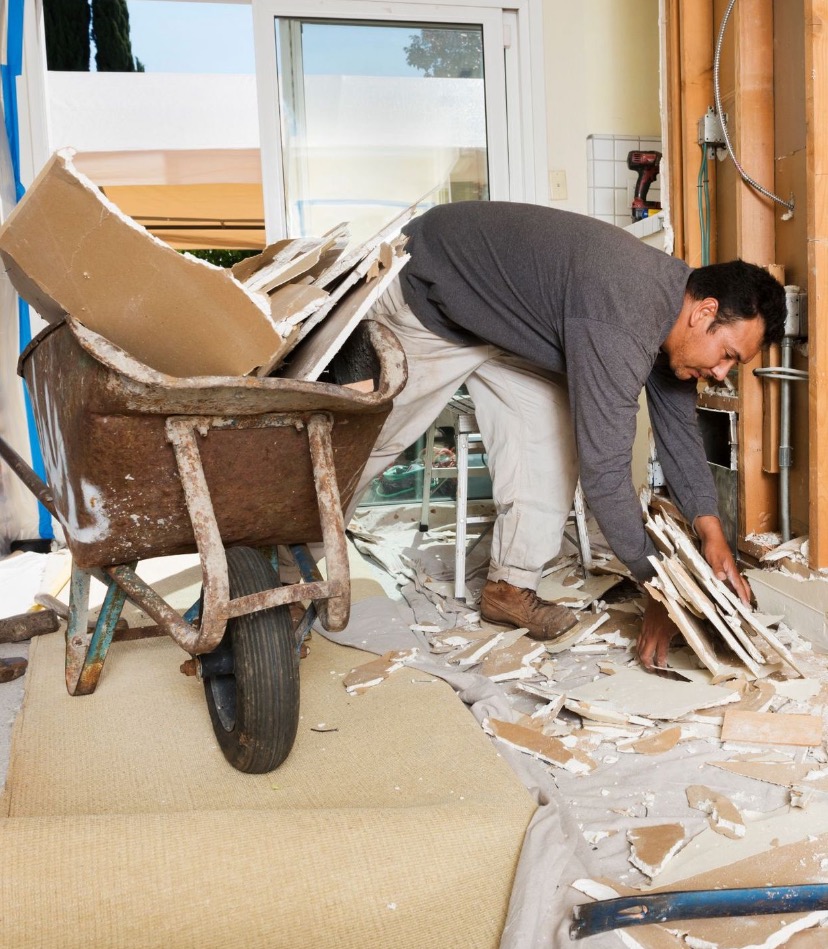 Demolition cleanout project by Palencia Insulation